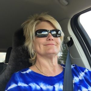 Meet your Posher, Vickie